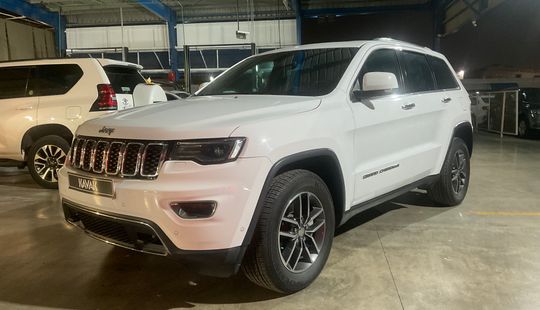 Jeep • Grand Cherokee