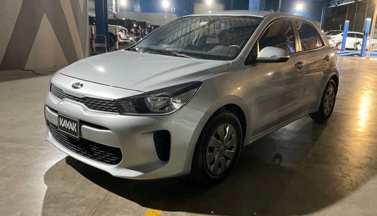 KIA • Rio