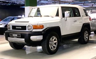 Toyota • FJ Cruiser