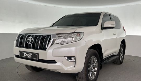 Toyota • Land Cruiser Prado