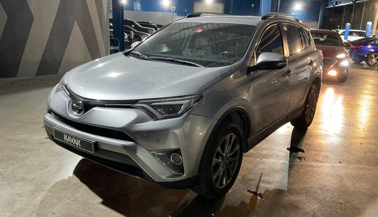 Toyota • RAV4