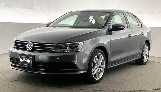 Volkswagen • Jetta