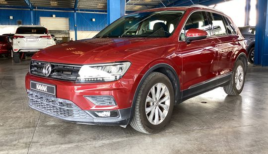 Volkswagen • Tiguan