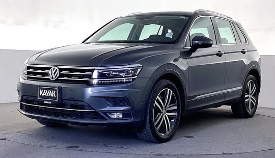Volkswagen • Tiguan