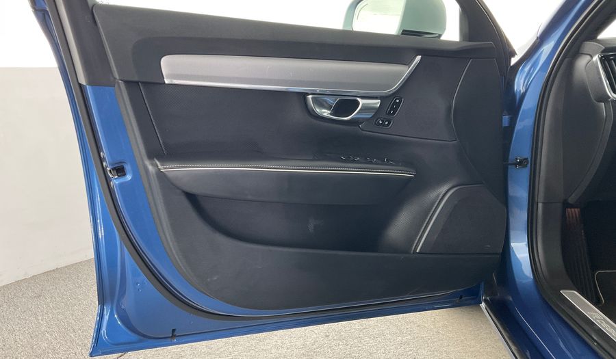 Volvo S90 T6 R DESIGN Sedan 2018