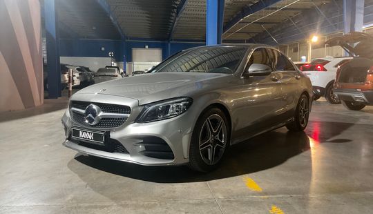 Mercedes Benz • C-class