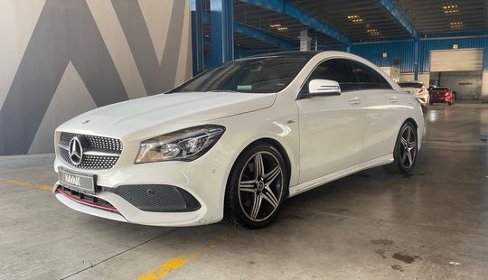 Mercedes Benz • CLA 250