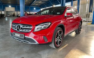 Mercedes Benz • GLA 250