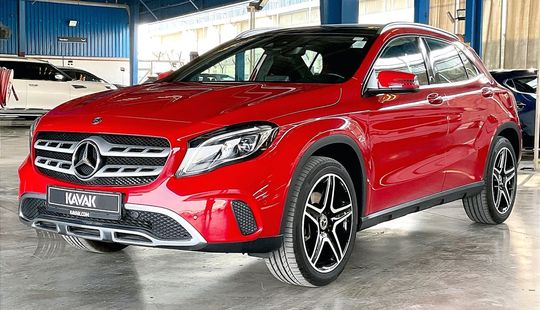 Mercedes Benz • GLA 250