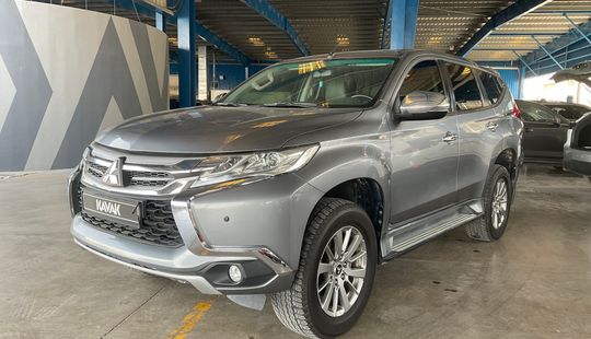 Mitsubishi • Montero Sport