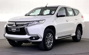 Mitsubishi • Montero Sport