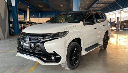 Mitsubishi • Montero Sport