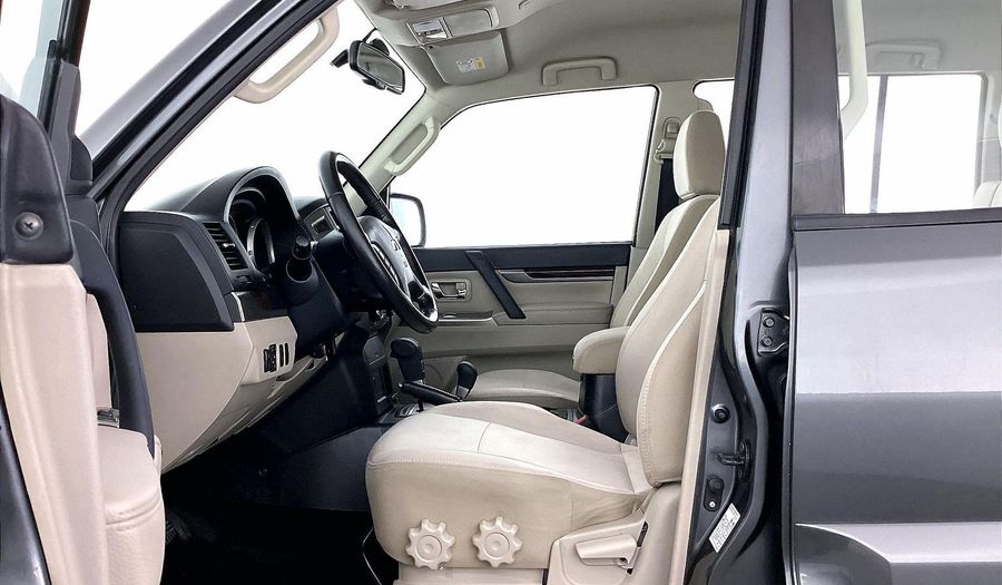 Mitsubishi Pajero GLS MIDLINE Suv 2019