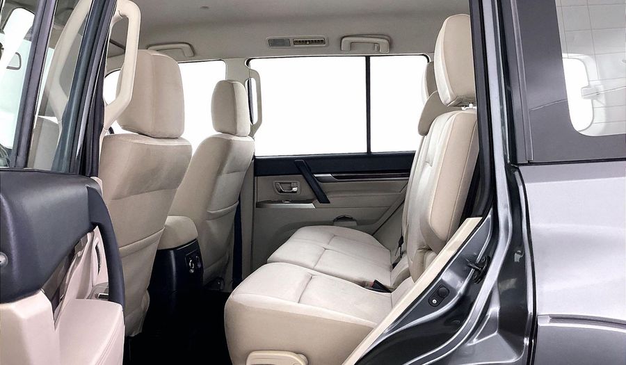 Mitsubishi Pajero GLS MIDLINE Suv 2019