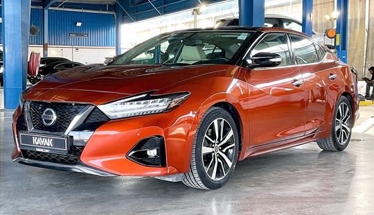 Nissan • Maxima