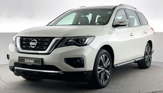 Nissan • Pathfinder