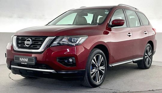 Nissan • Pathfinder