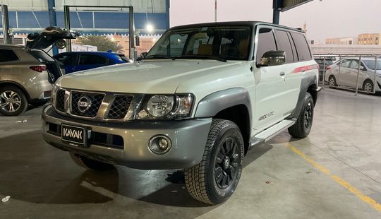 Nissan • Patrol Super Safari