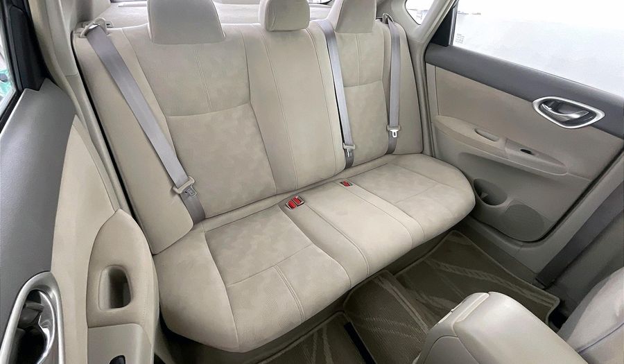 Nissan Sentra SV SPORT Sedan 2019