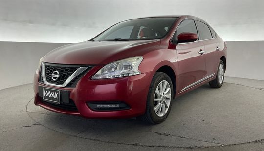 Nissan • Sentra