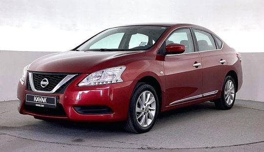 Nissan • Sentra