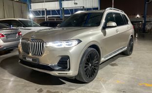 BMW • X7