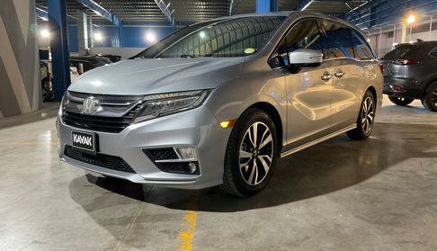 Honda Odyssey TOURING Van 2019