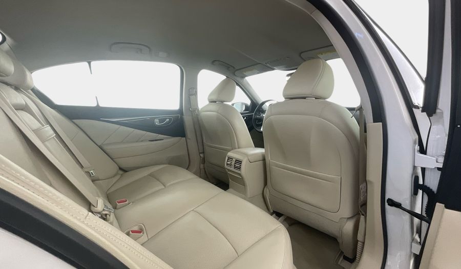 Infiniti Q50 PREMIUM / LUXE Sedan 2019