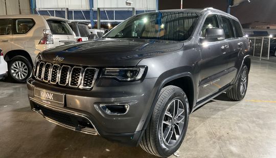Jeep • Grand Cherokee