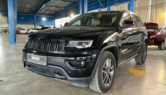 Jeep • Grand Cherokee