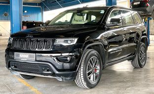 Jeep • Grand Cherokee