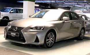 LEXUS • IS300