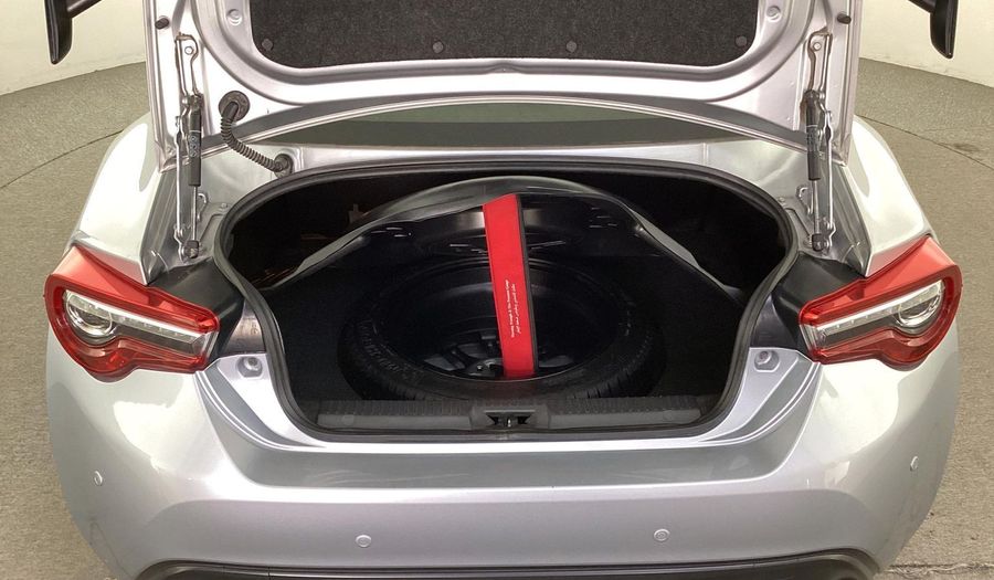 Toyota 86 VTX Coupe 2019