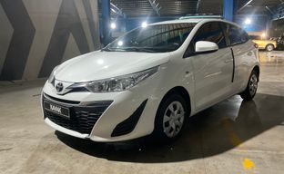 Toyota • Yaris