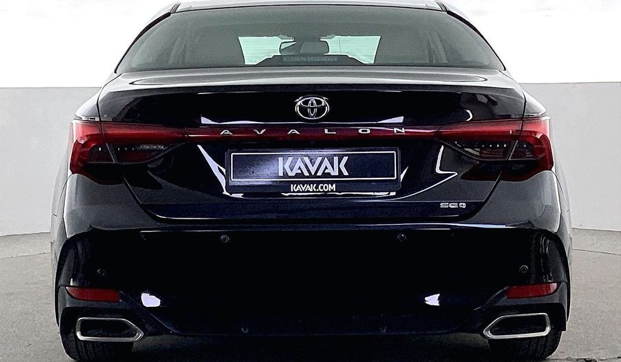 Toyota Avalon SE+ Sedan 2019
