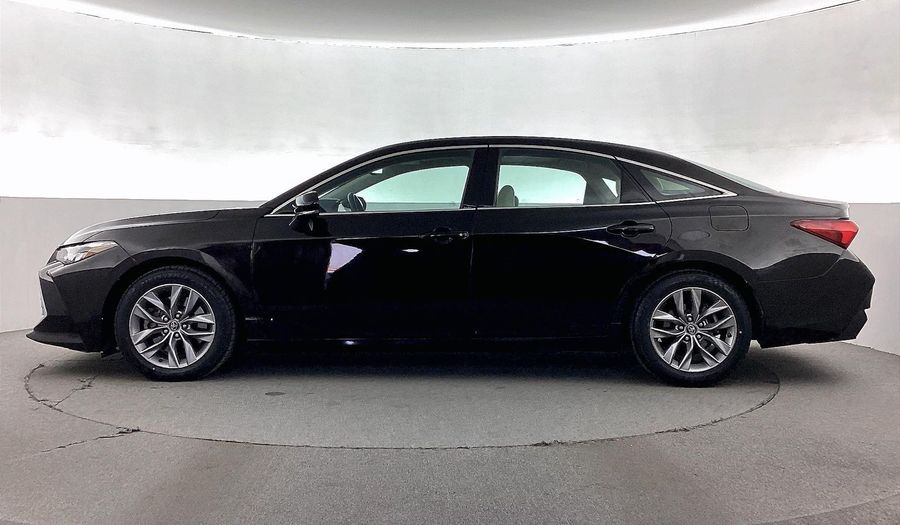 Toyota Avalon SE+ Sedan 2019