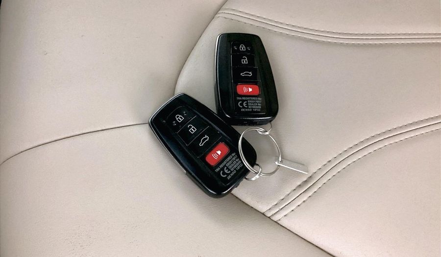 Toyota Avalon SE+ Sedan 2019