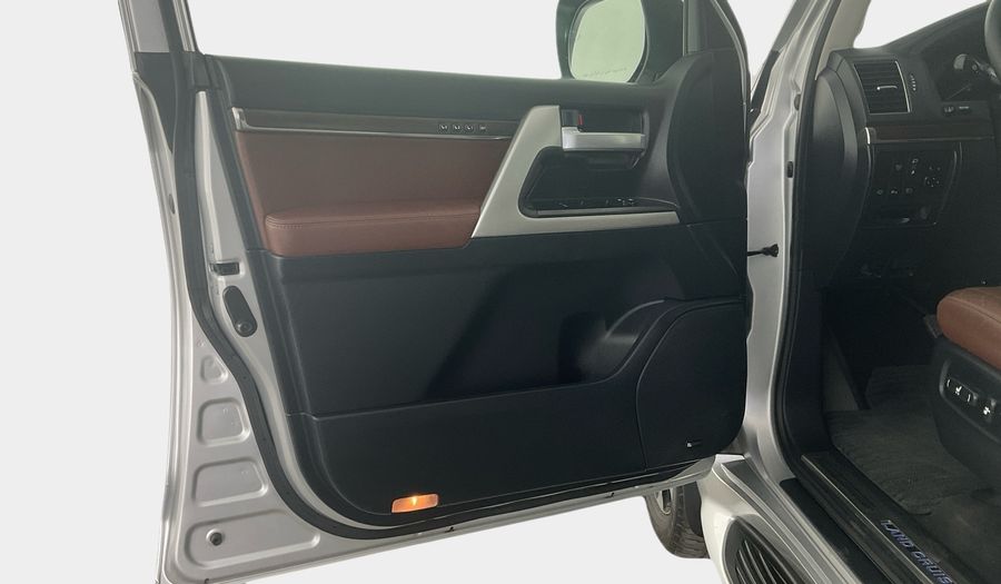 Toyota Land Cruiser 5.7 VXR 4WD AUTO RA Suv 2019