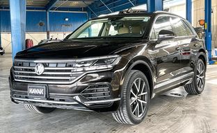 Volkswagen • Touareg