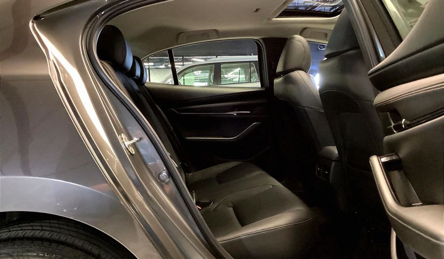 Mazda 3 2.0 EVOLVE AUTO Sedan 2024