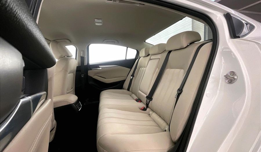 Mazda 6 PURE Sedan 2024