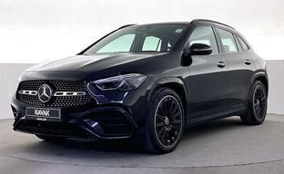 Mercedes Benz • GLA 200