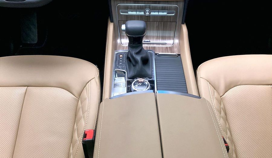 Mg Rx8 LUXURY Suv 2024