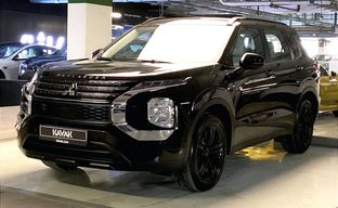 Mitsubishi • Outlander