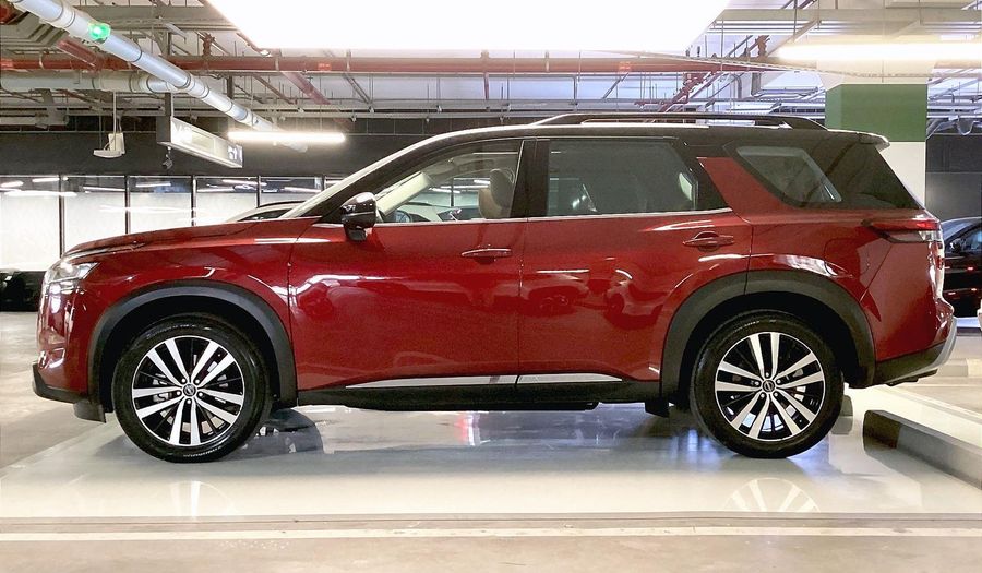 Nissan Pathfinder SL Suv 2024