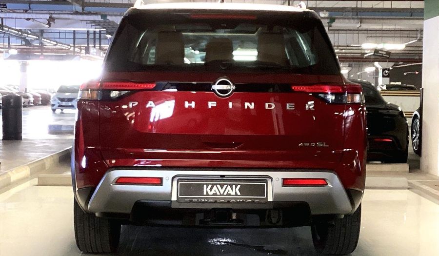 Nissan Pathfinder SL Suv 2024