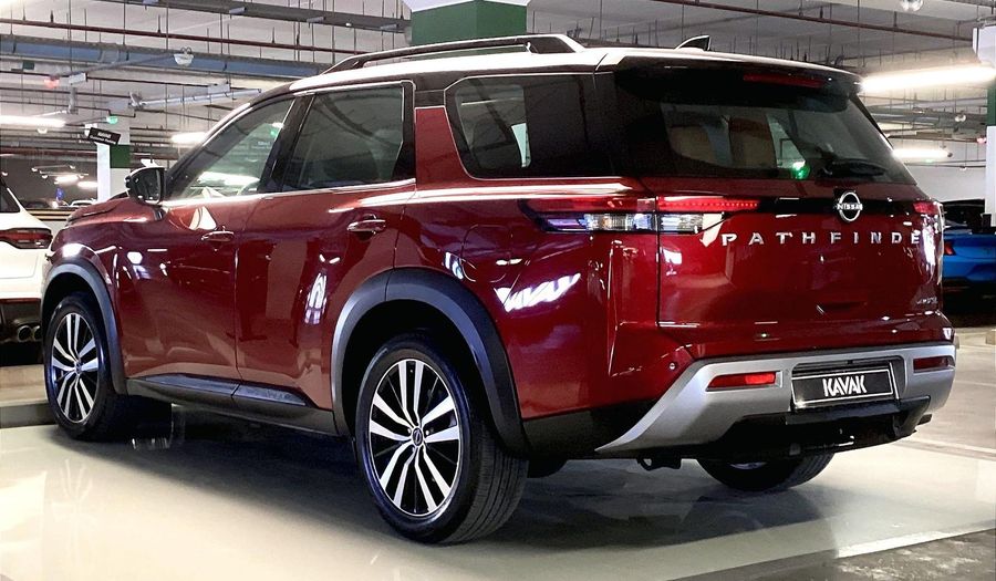 Nissan Pathfinder SL Suv 2024