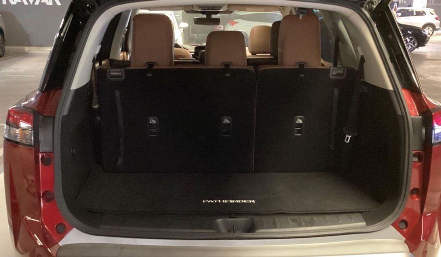 Nissan Pathfinder SL Suv 2024