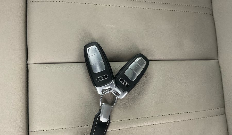 Audi A3 1.4 35 TFSI TIPTRONIC ADVANCED Sedan 2024