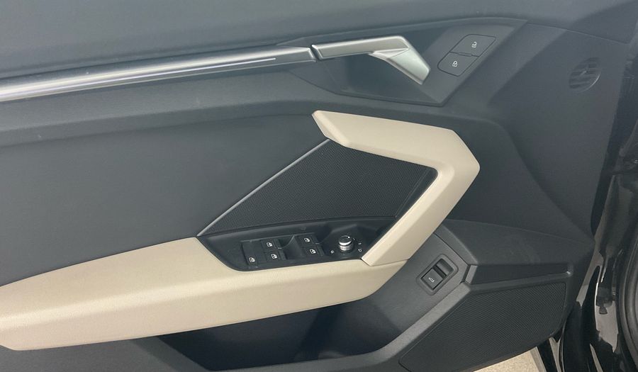 Audi A3 1.4 35 TFSI TIPTRONIC ADVANCED Sedan 2024